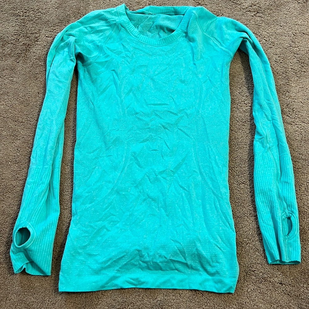 Lululemon swiftly tech